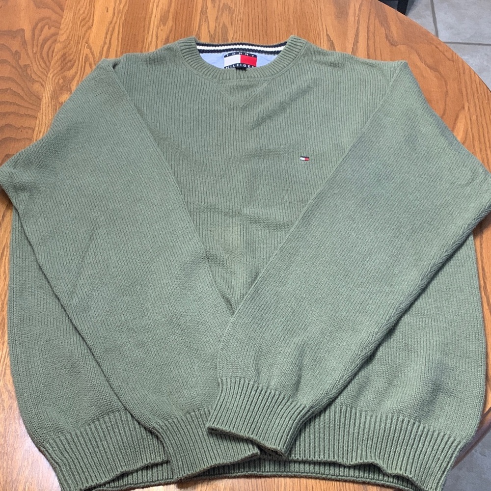 Tommy Hilfiger Men's Green Sweater